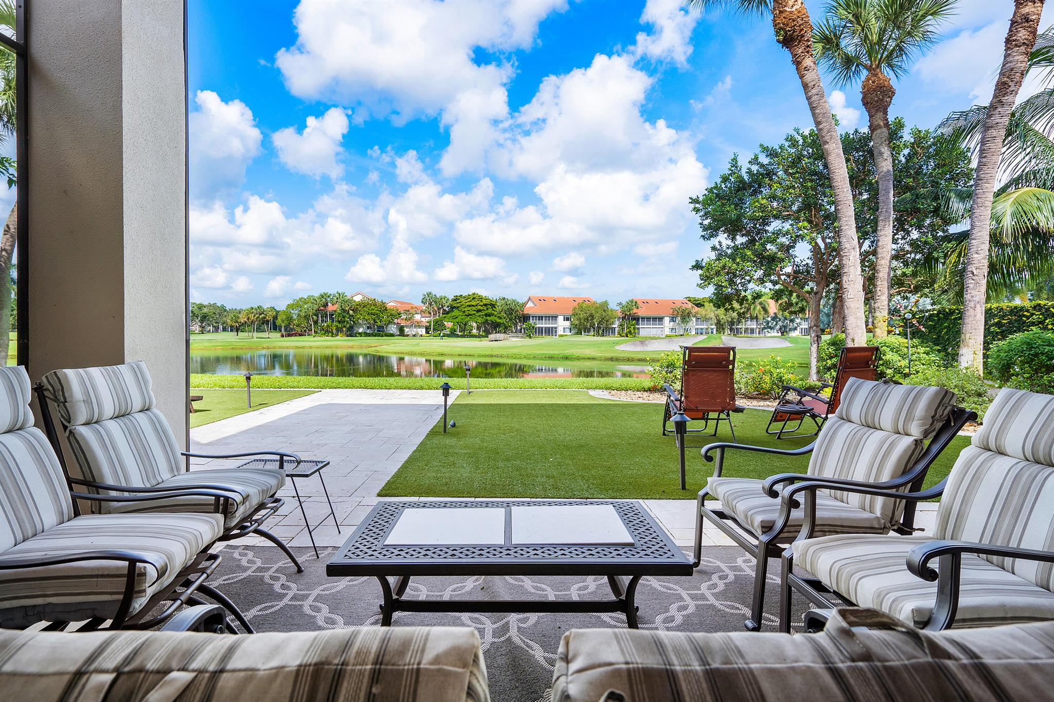 VINTAGE PLACE AT BROKEN S - Residential