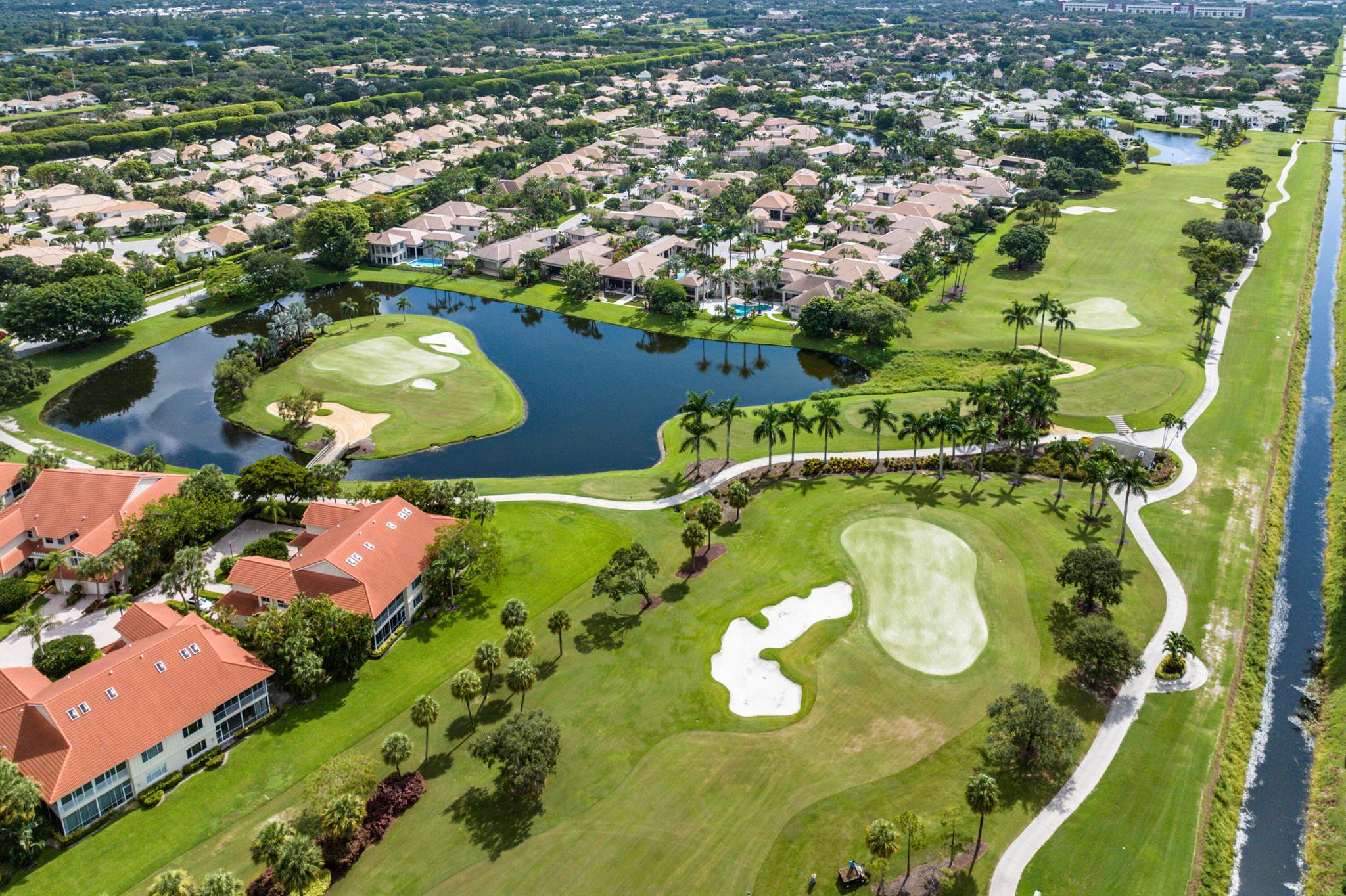 VINTAGE PLACE AT BROKEN S - Residential