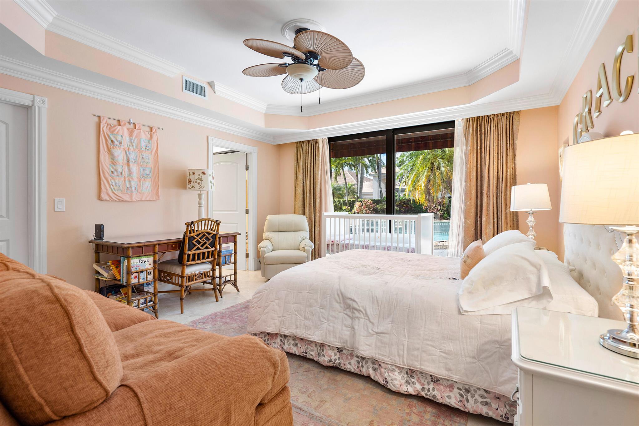 VINTAGE PLACE AT BROKEN S - Residential