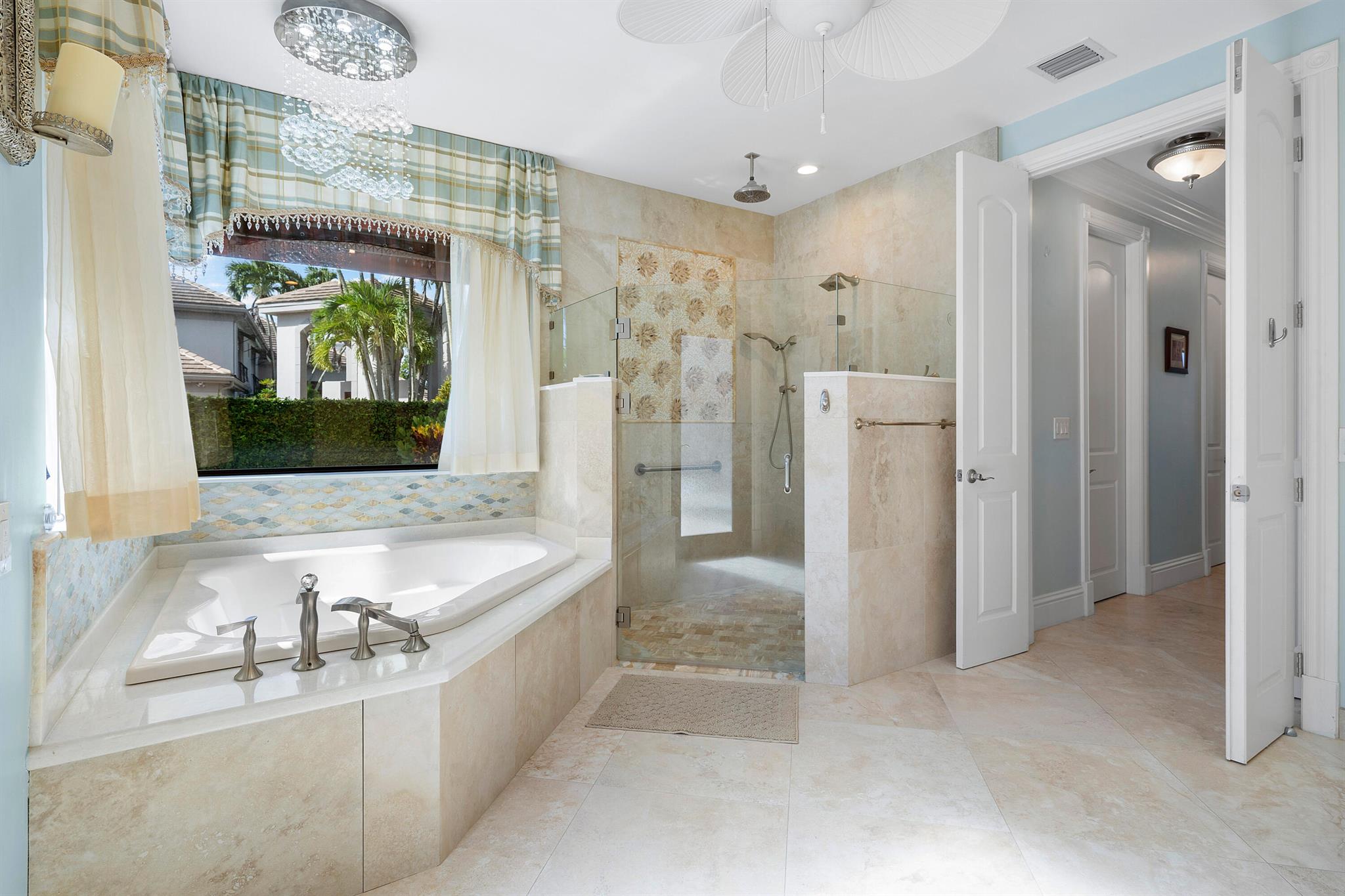 VINTAGE PLACE AT BROKEN S - Residential