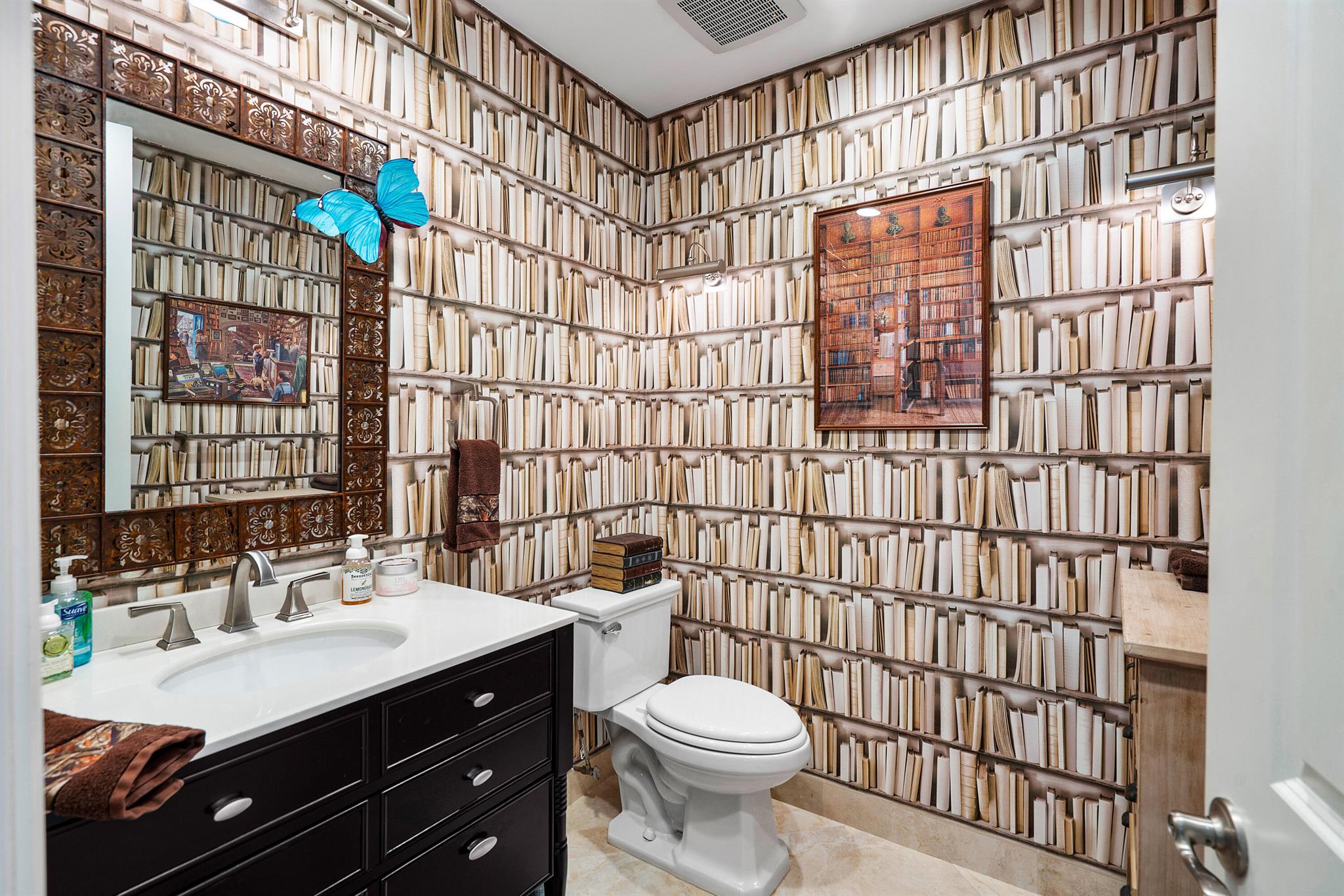 VINTAGE PLACE AT BROKEN S - Residential