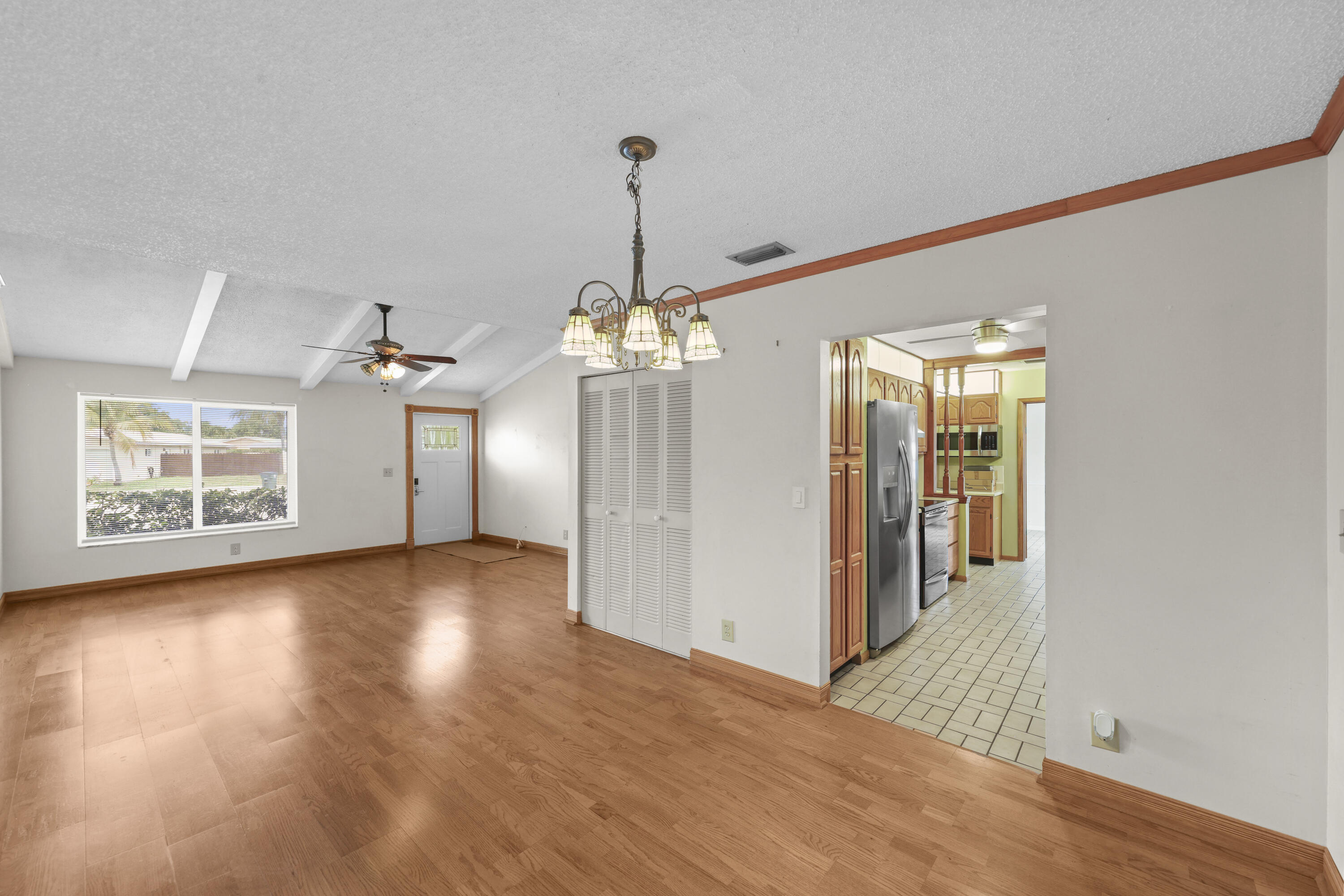 BOCA RATON SQUARE UNIT 19 - Residential
