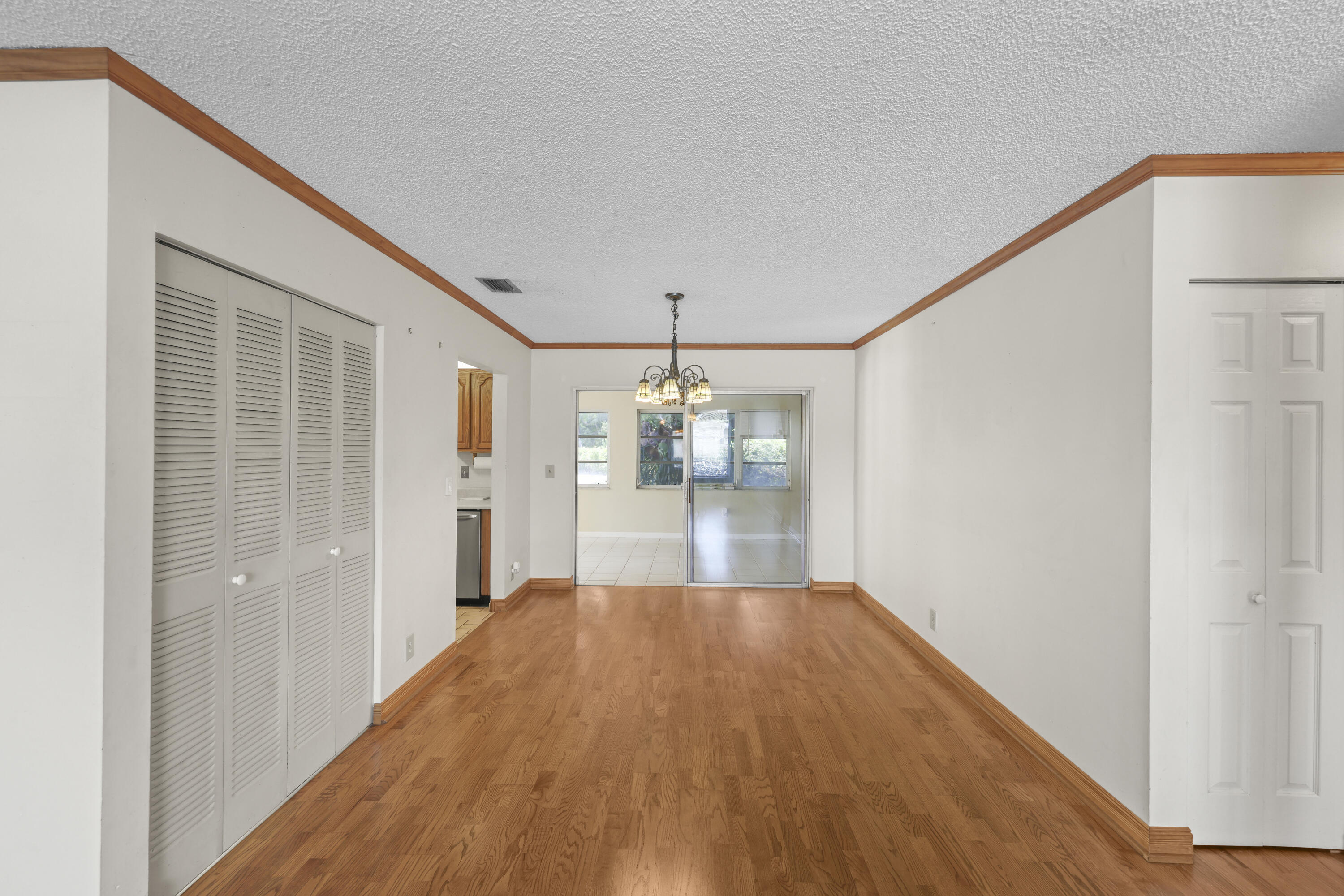 BOCA RATON SQUARE UNIT 19 - Residential