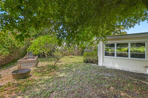 Tiny photo for 1720 SW 10th Street, Boca Raton, FL 33486 (MLS # B26023642)