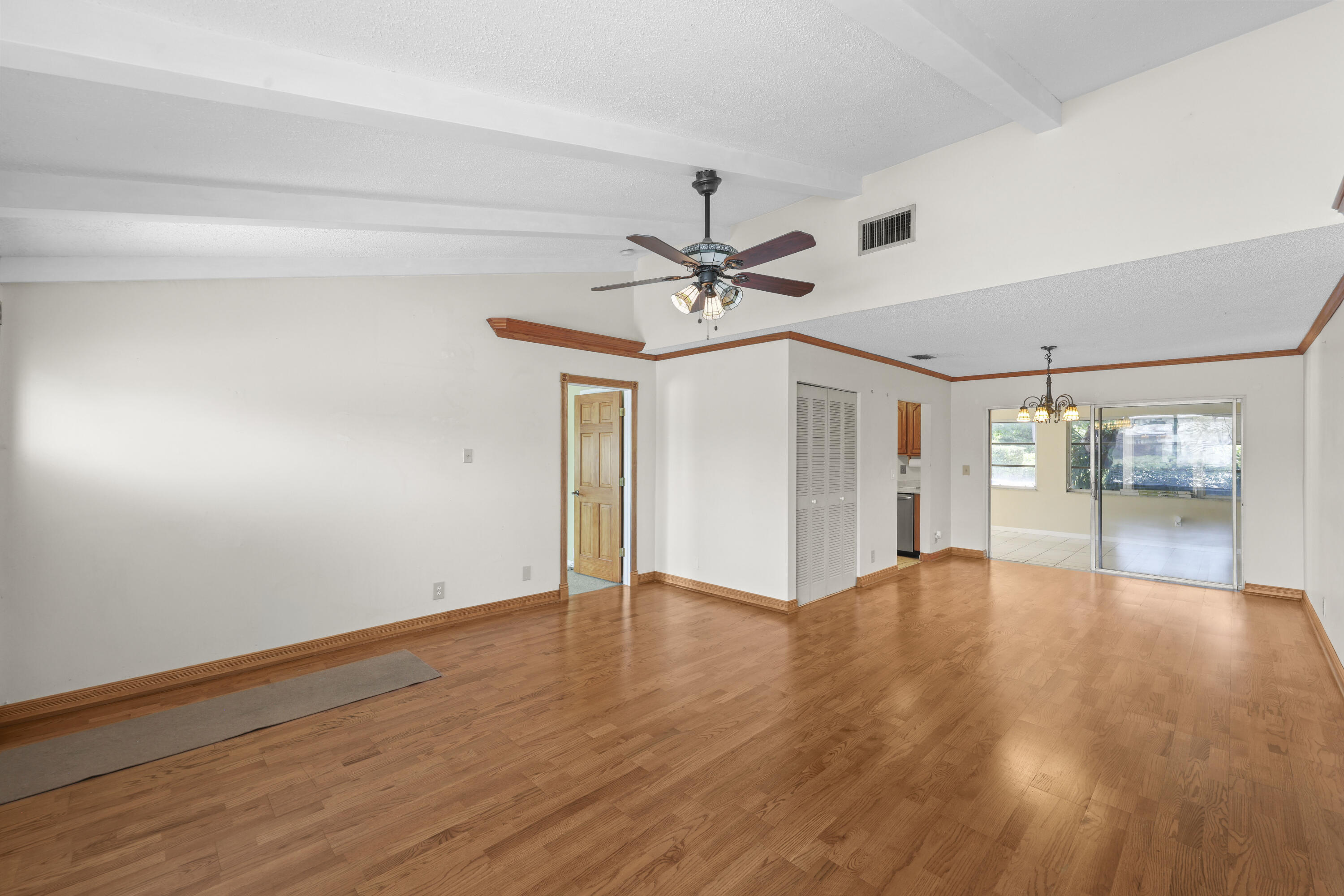BOCA RATON SQUARE UNIT 19 - Residential