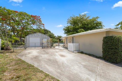 Tiny photo for 1720 SW 10th Street, Boca Raton, FL 33486 (MLS # B26023642)
