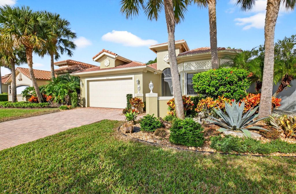 Photo of 9822 Isles Cay Drive, Delray Beach, FL 33446 (MLS # R11149181)