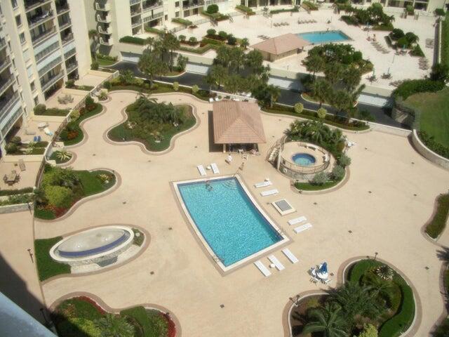 300 Ocean Trail Way 1302
