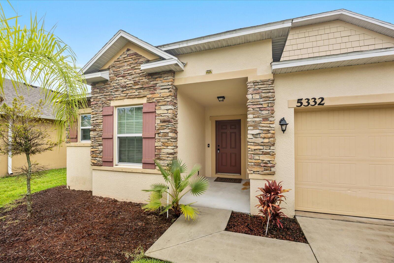 View photos, virtual tours, details... 5332 NW WISK FERN Circle