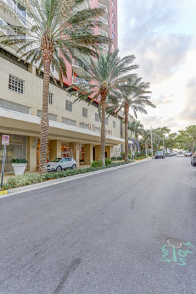 SLADE CONDO - Residential