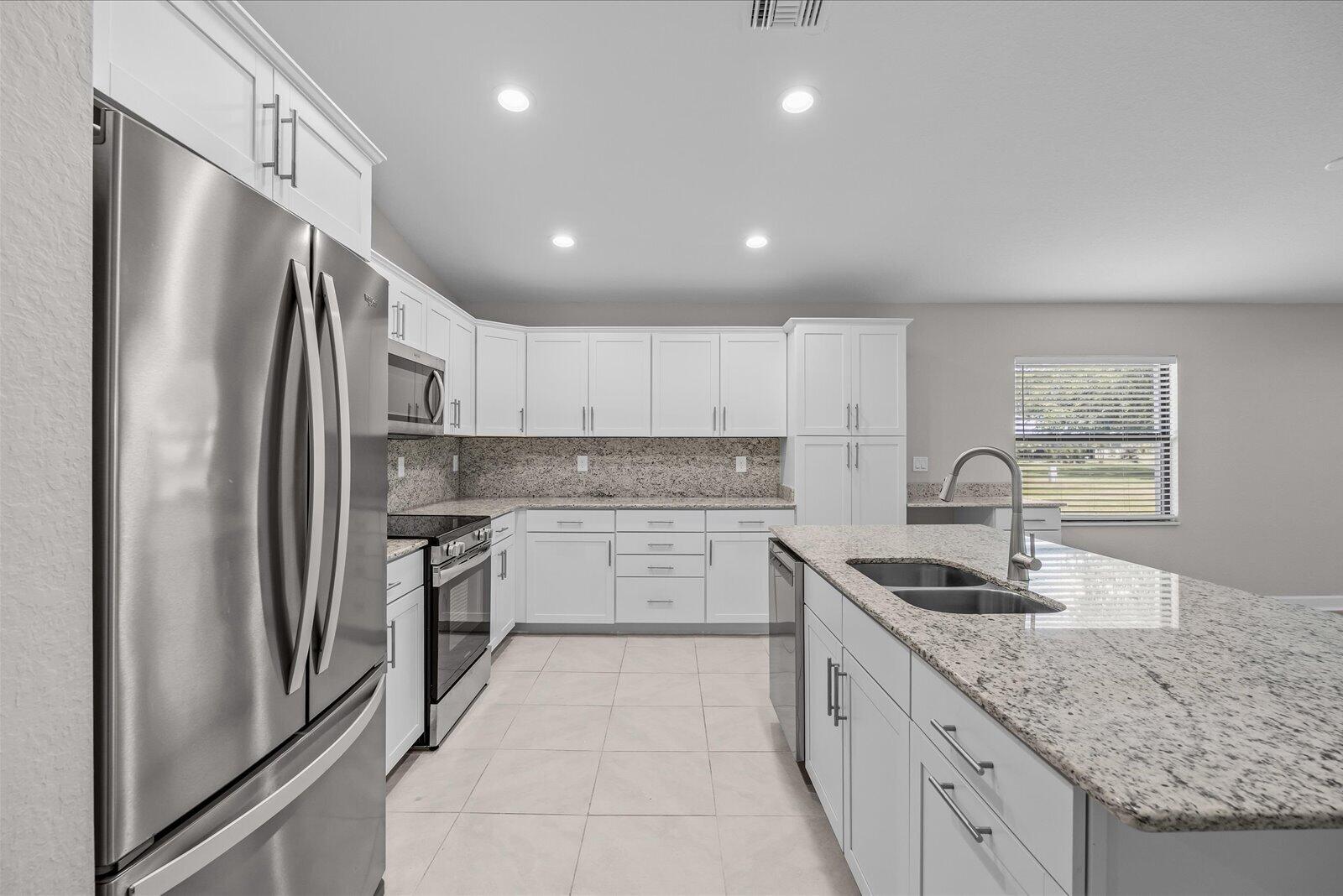 SPANISH LAKES FAIRWAYS LEASEHOLD ESTATES - Residential