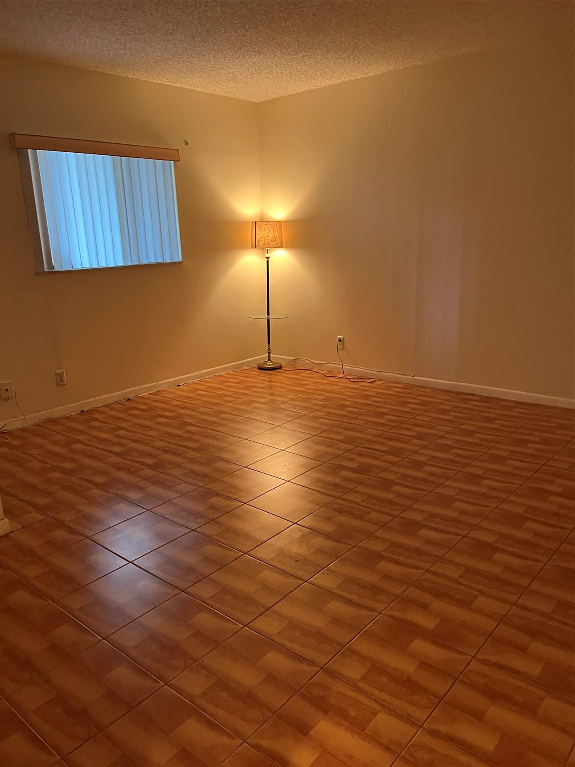 Jasmine Lakes I Condo - Residential Lease