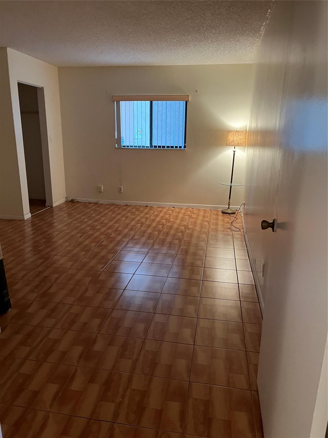 Jasmine Lakes I Condo - Residential Lease