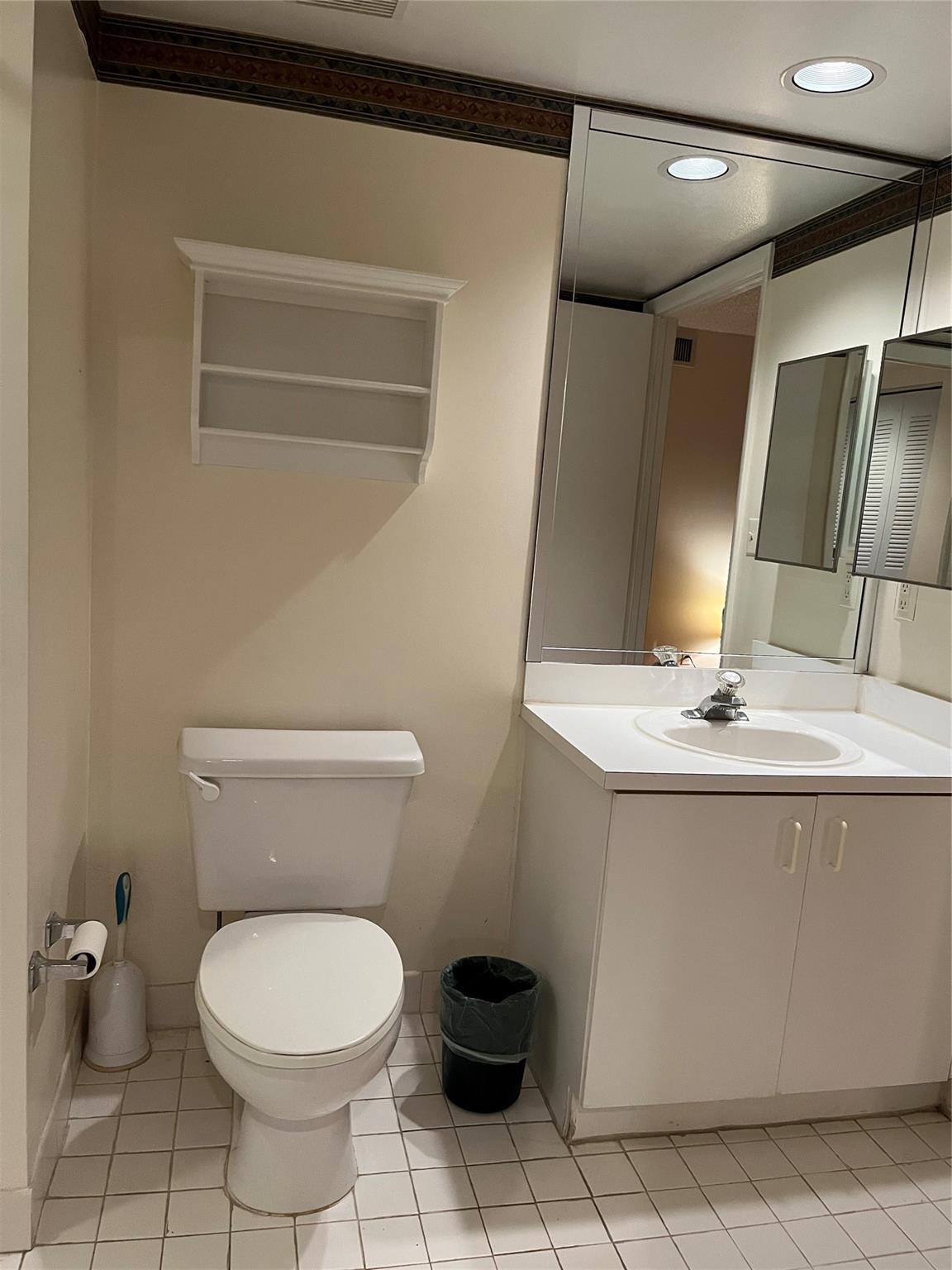 Jasmine Lakes I Condo - Residential Lease