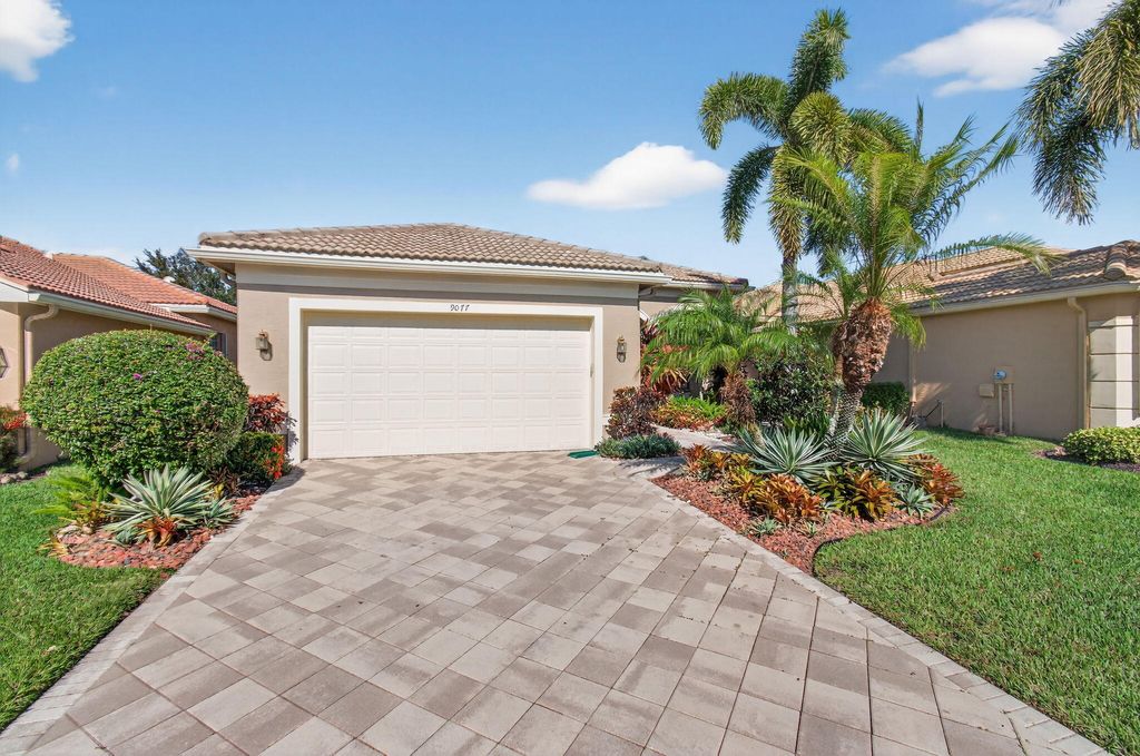 Photo of 9077 Vander Cove, Boynton Beach, FL 33473 (MLS # R11142902)