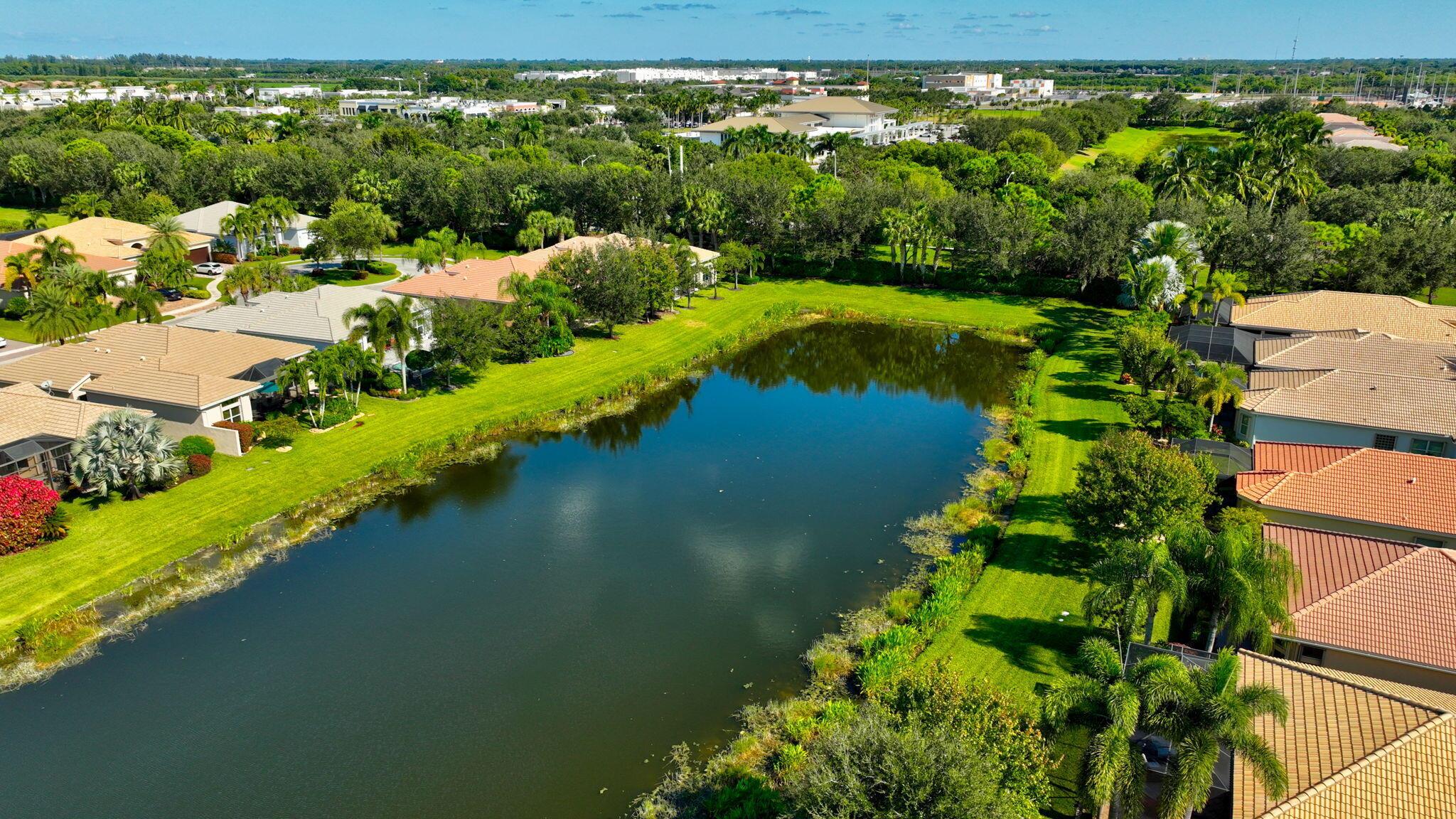 VALENCIA RESERVE - Residential