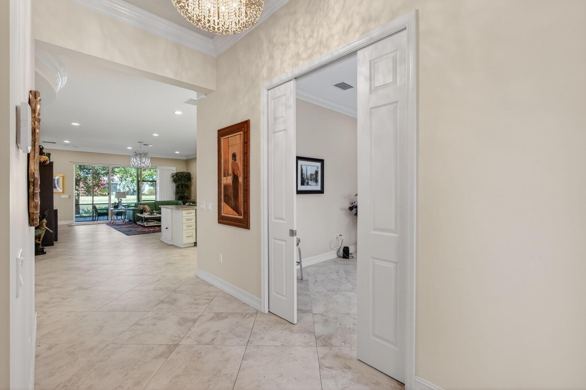 VALENCIA RESERVE - Residential