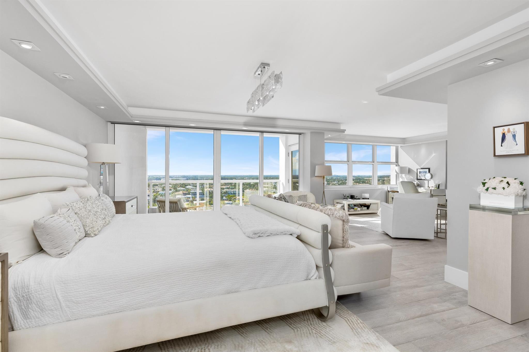 OCEAN TOWERS CONDO - Residential