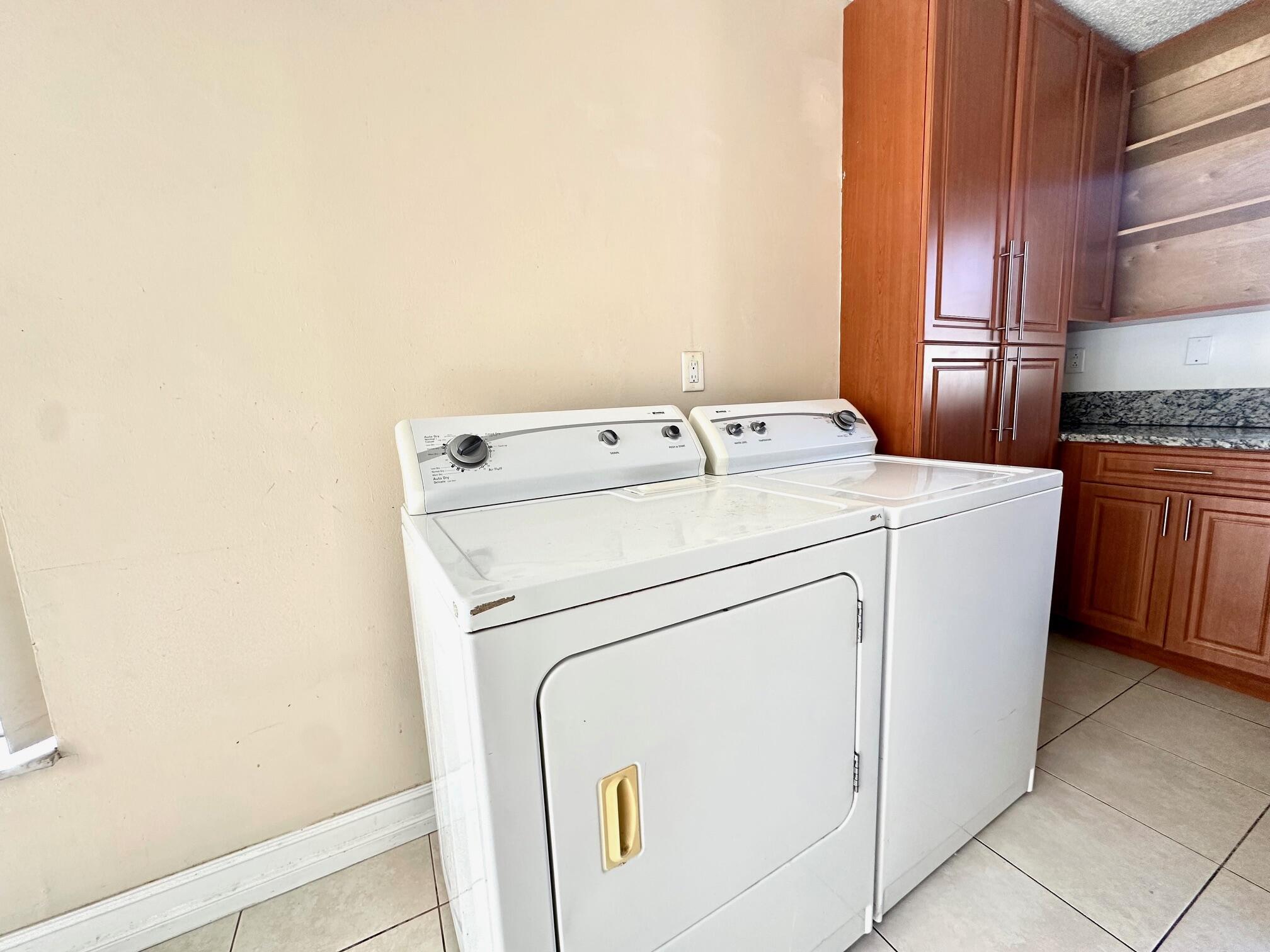 THE DELLS - Residential Lease