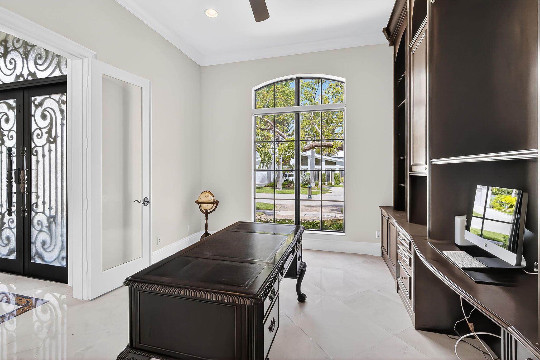 BOCA HARBOUR - Residential
