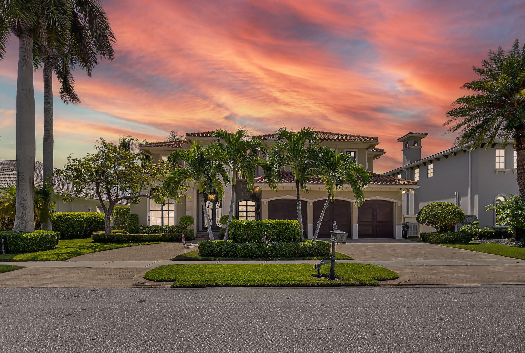 BOCA HARBOUR - Residential