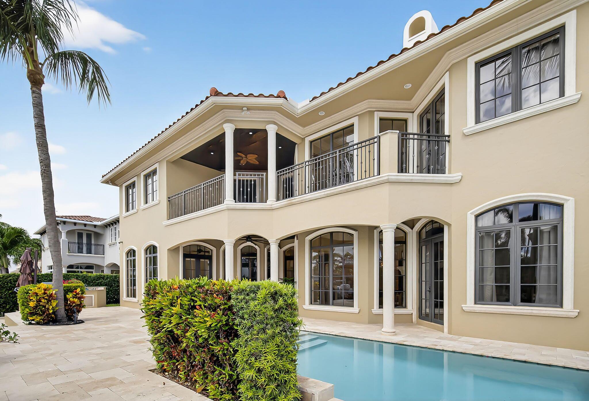 BOCA HARBOUR - Residential