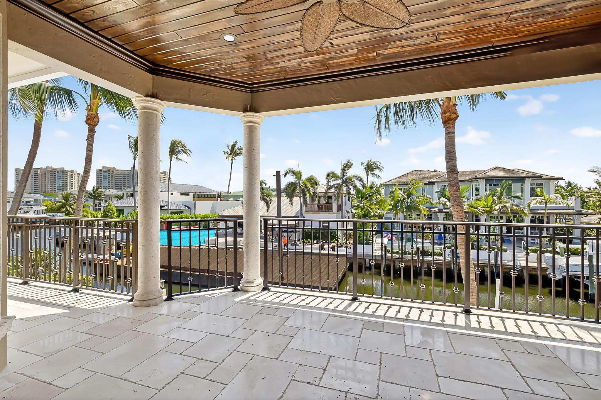 BOCA HARBOUR - Residential