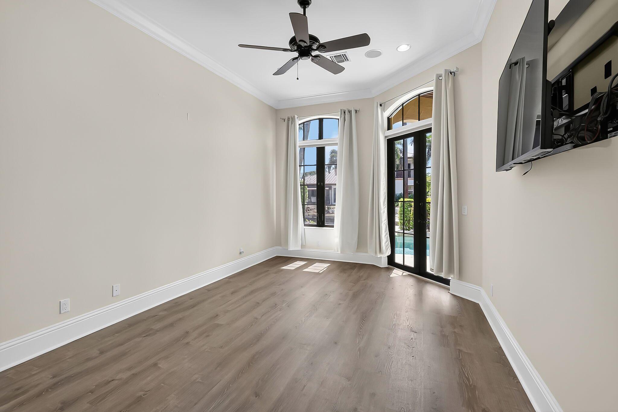 BOCA HARBOUR - Residential
