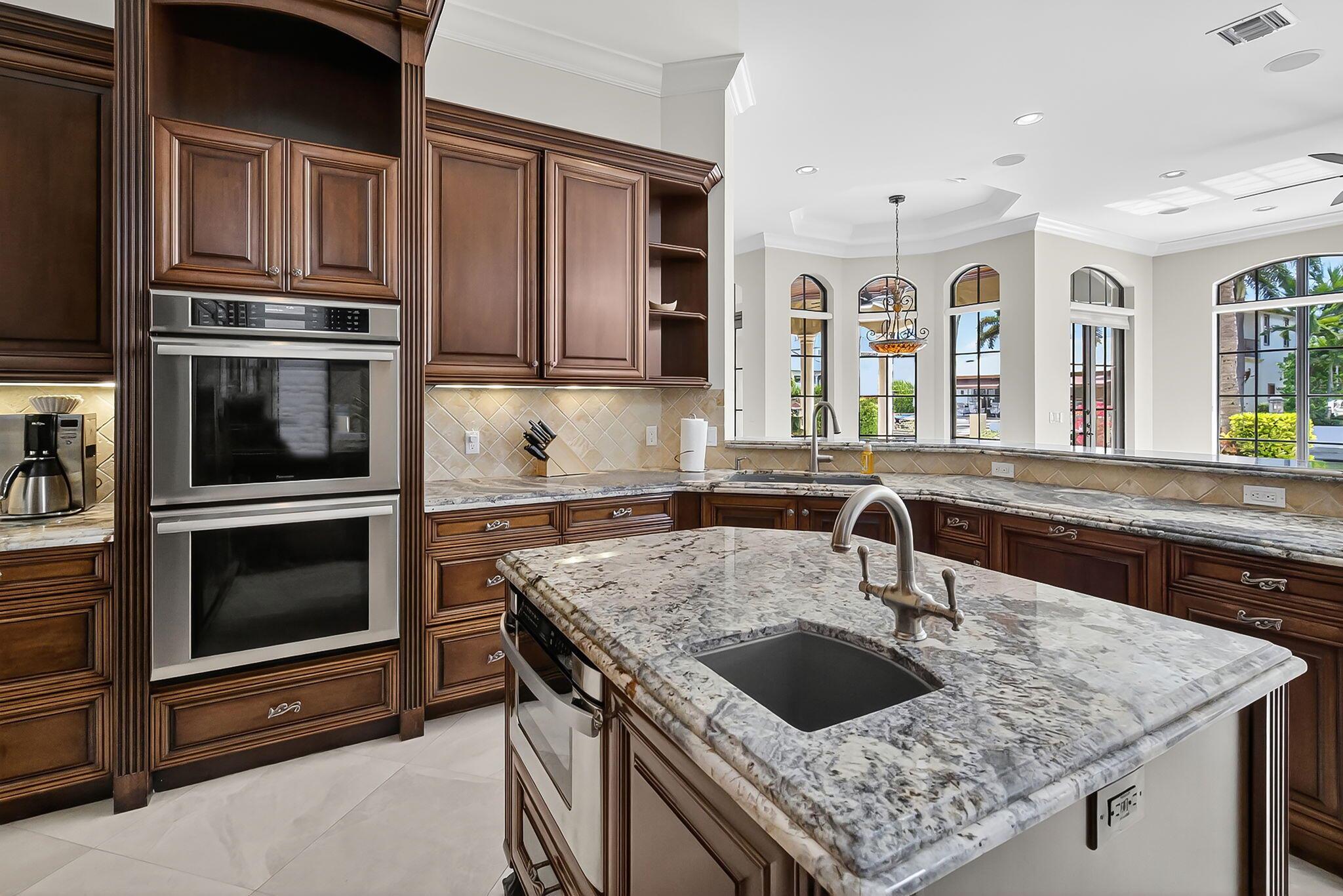 BOCA HARBOUR - Residential