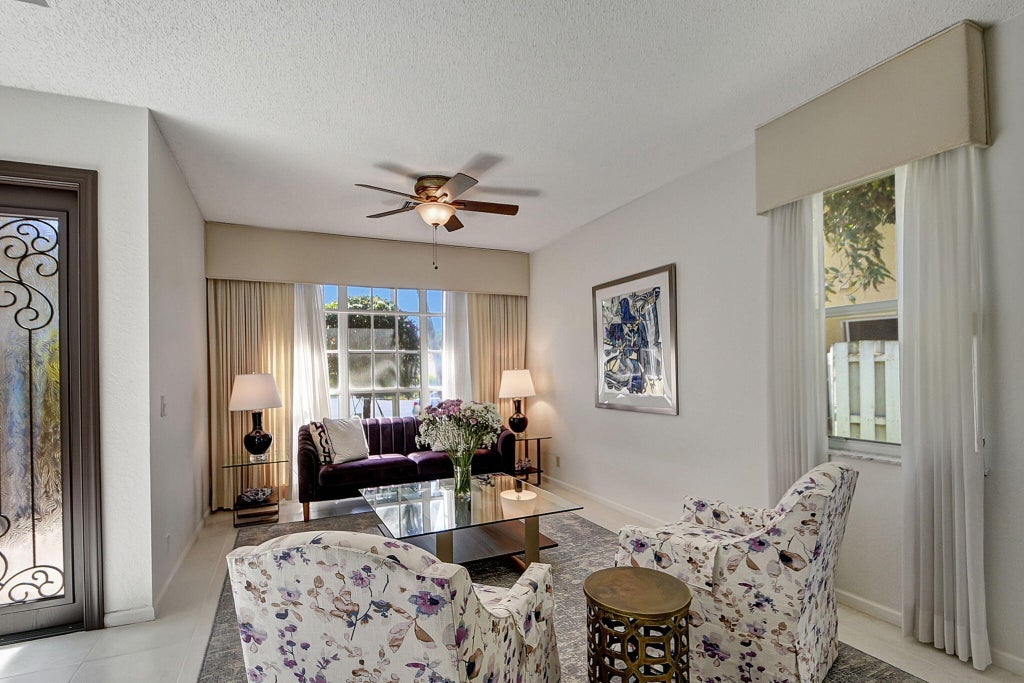 Photo of 1376 Auburn Court, Boynton Beach, FL 33436 (MLS # R11103859)