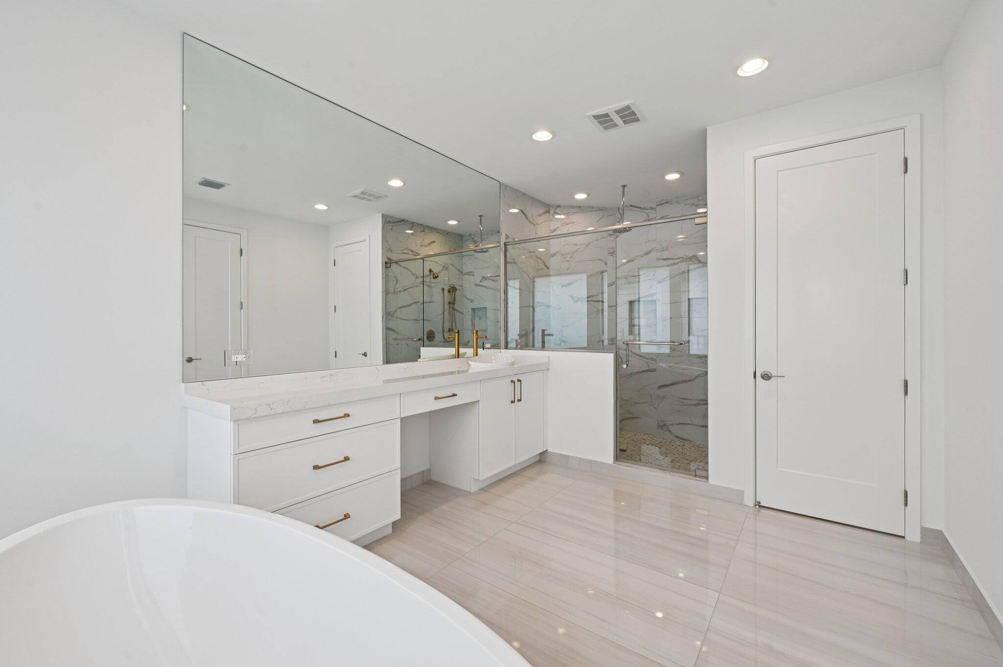 Lotus Palm - Residential Lease