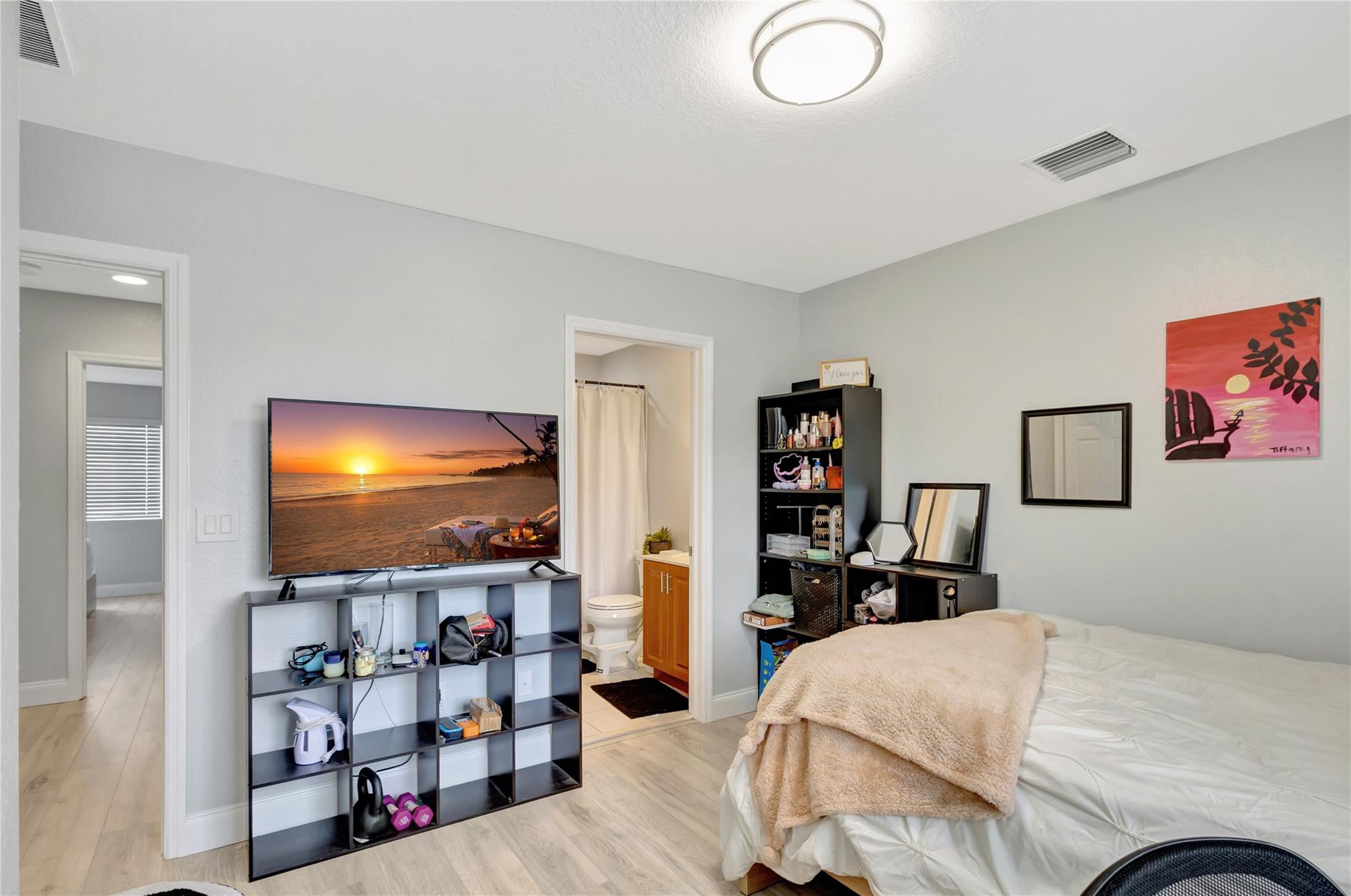 MARCH HARBOUR - Residential