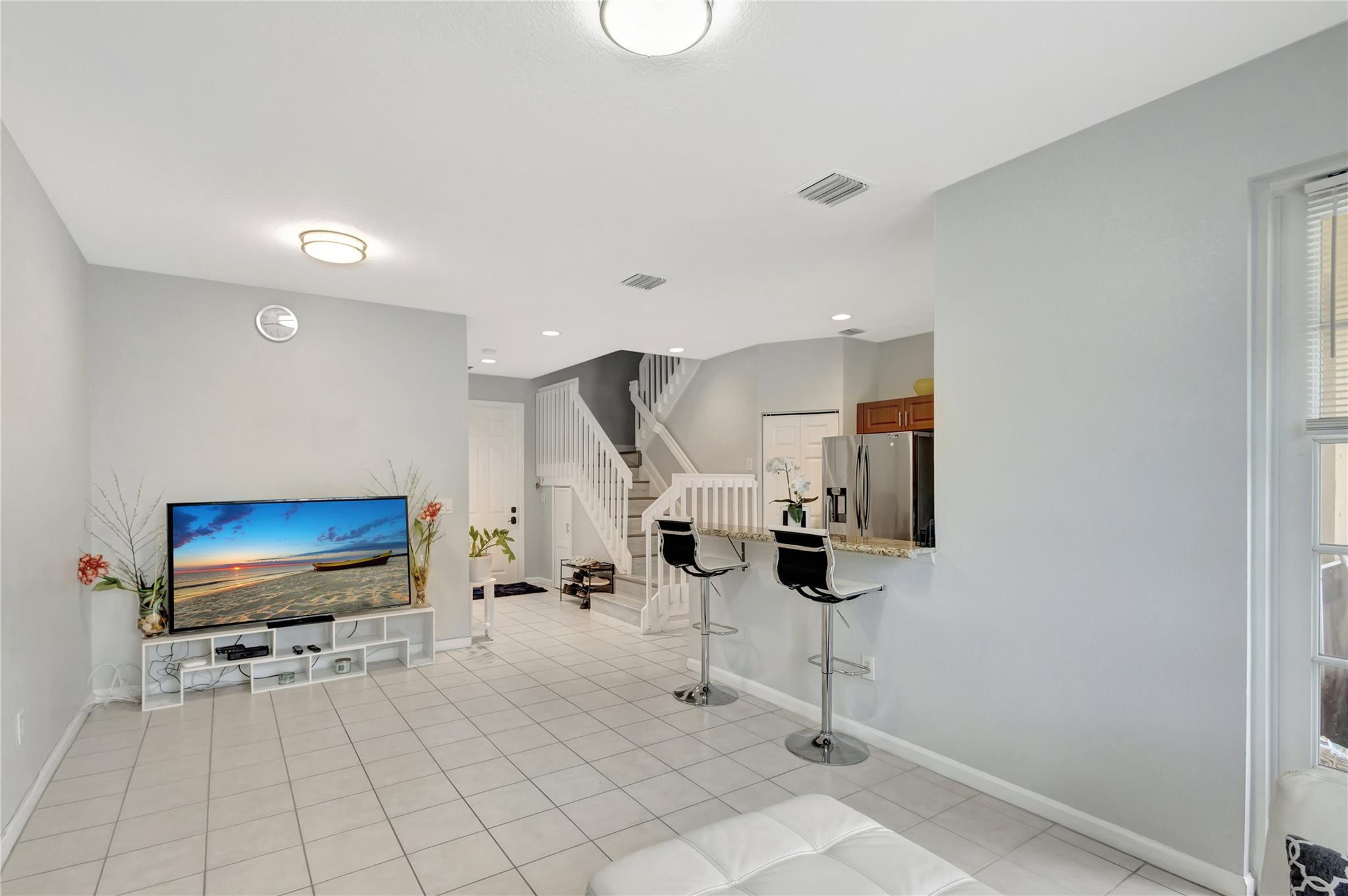 MARCH HARBOUR - Residential