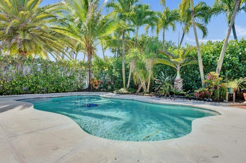 Tiny photo for 6423 Barton Creek Circle, Lake Worth, FL 33463 (MLS # B26026203)