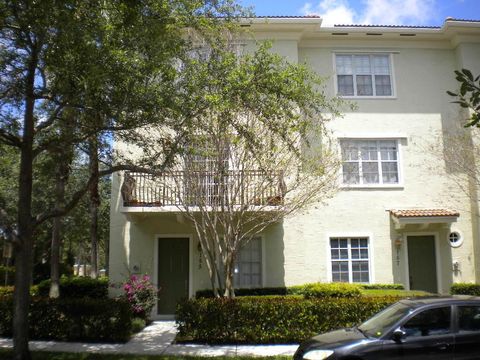 Photo of 155 W Indian Crossing Circle, Jupiter, FL 33458 (MLS # R11074019)