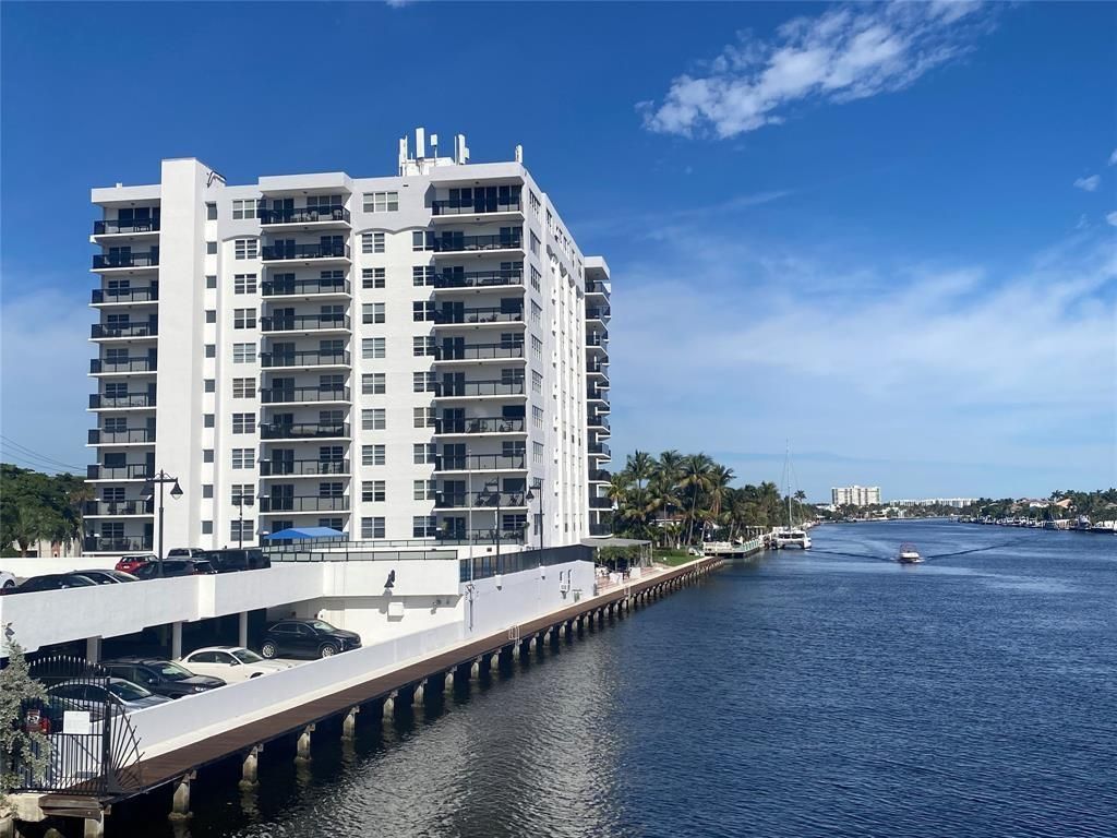 Photo of 5100 Dupont Boulevard #3K, Fort Lauderdale, FL 33308 (MLS # F10499743)
