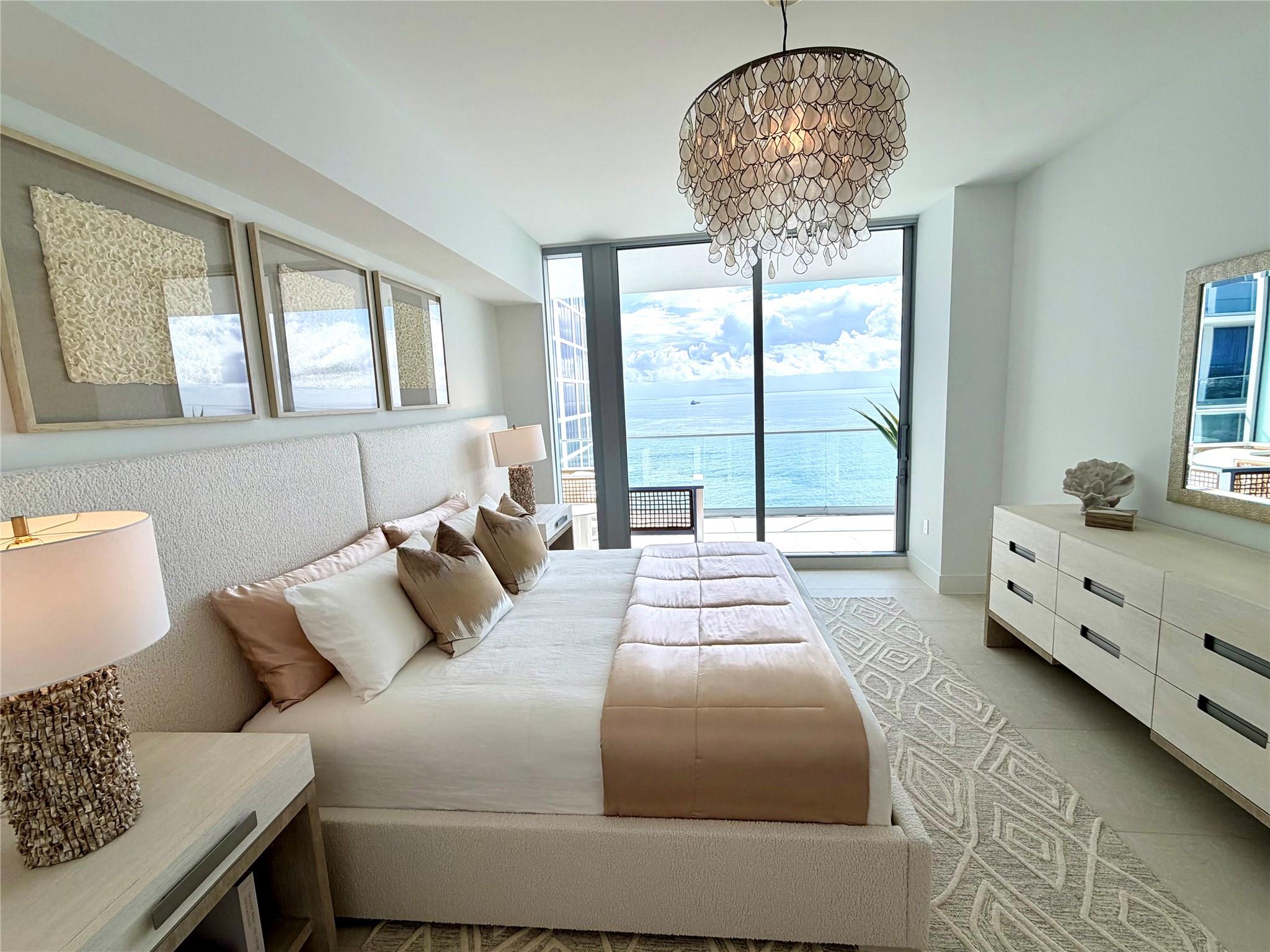 SELENE OCEANFRONT RESIDEN - Residential