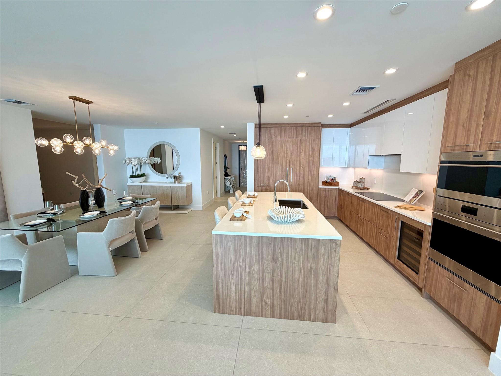 SELENE OCEANFRONT RESIDEN - Residential