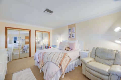 Tiny photo for 226 NE 13th Avenue, Pompano Beach, FL 33060 (MLS # B26071922)