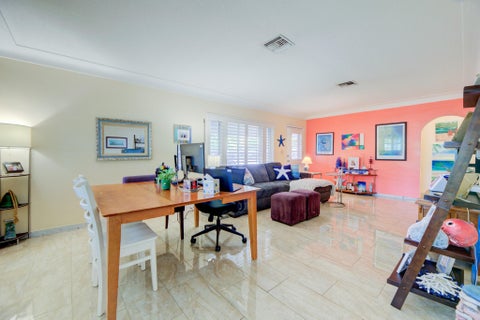 Tiny photo for 226 NE 13th Avenue, Pompano Beach, FL 33060 (MLS # B26071922)