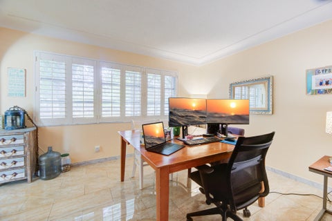 Tiny photo for 226 NE 13th Avenue, Pompano Beach, FL 33060 (MLS # B26071922)