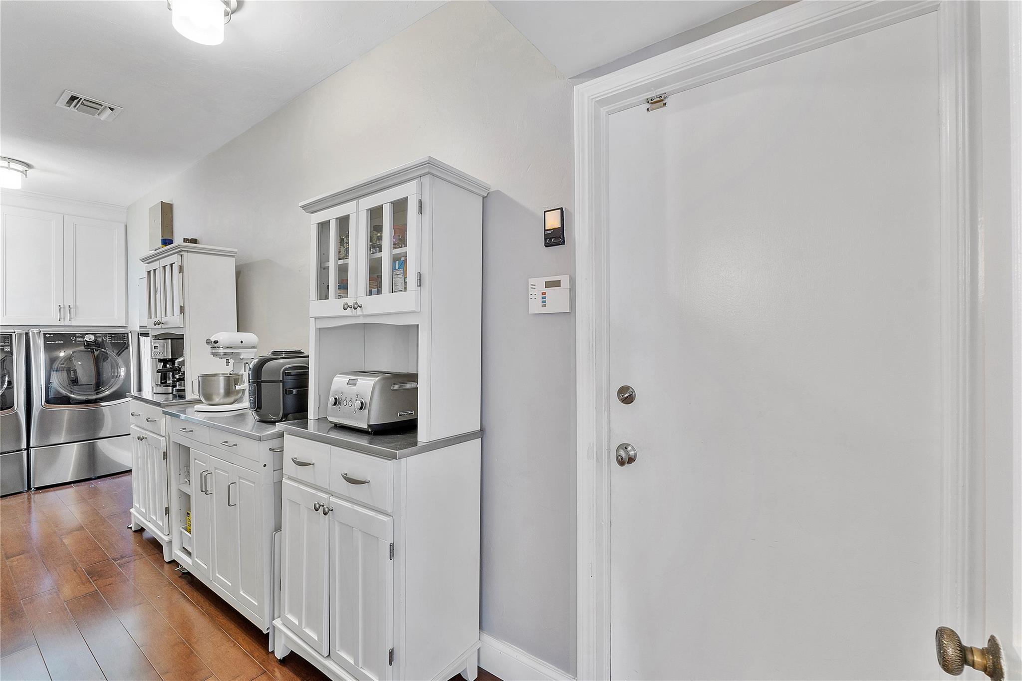 Little Harbor On The Hill - Residential