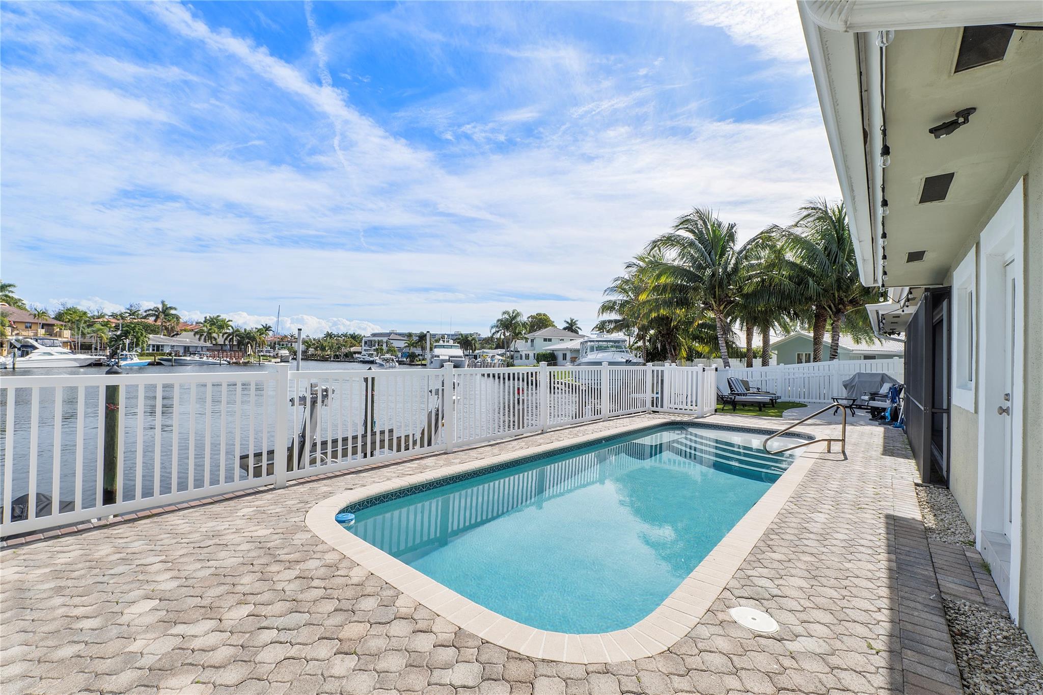 Little Harbor On The Hill - Residential