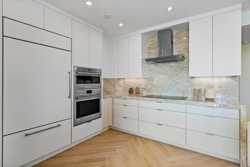 TOWER VALLANDRY IBIS ISLE - Residential