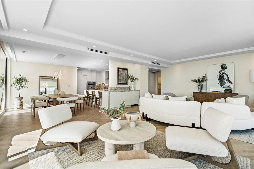 TOWER VALLANDRY IBIS ISLE - Residential