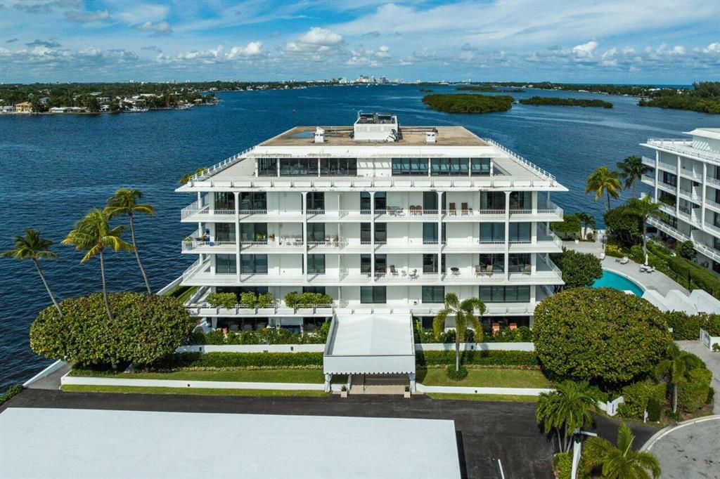 TOWER VALLANDRY IBIS ISLE - Residential