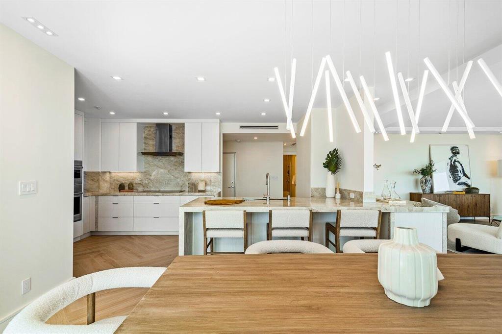 TOWER VALLANDRY IBIS ISLE - Residential