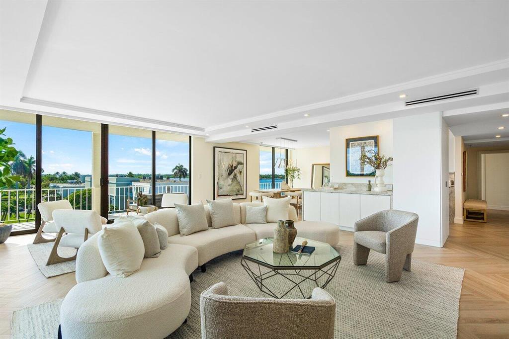 TOWER VALLANDRY IBIS ISLE - Residential