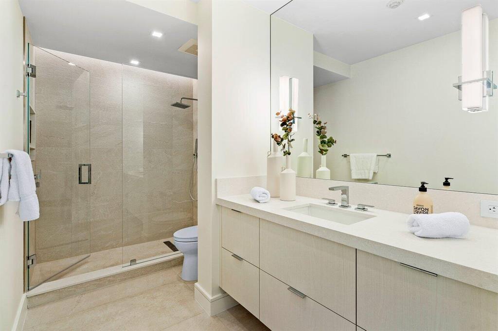 TOWER VALLANDRY IBIS ISLE - Residential