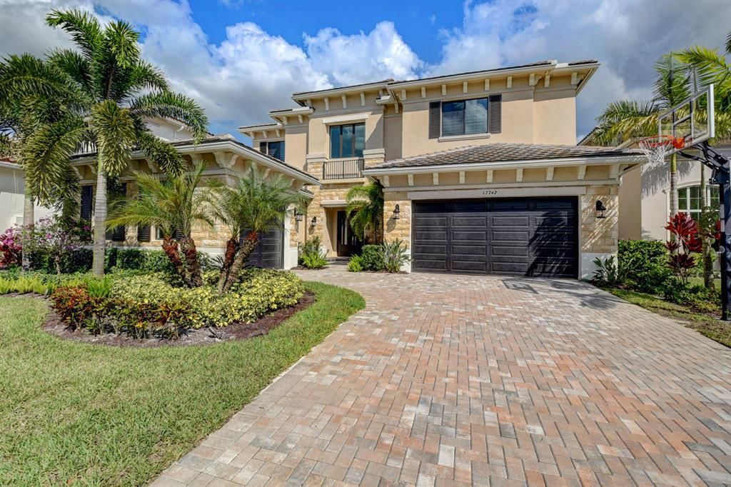 Photo of 17742 Cadena Drive, Boca Raton, FL 33496 (MLS # R10700680)